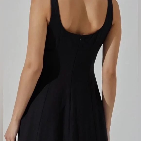 ASTR the Label Black Linen Dress - Picture 4 of 9